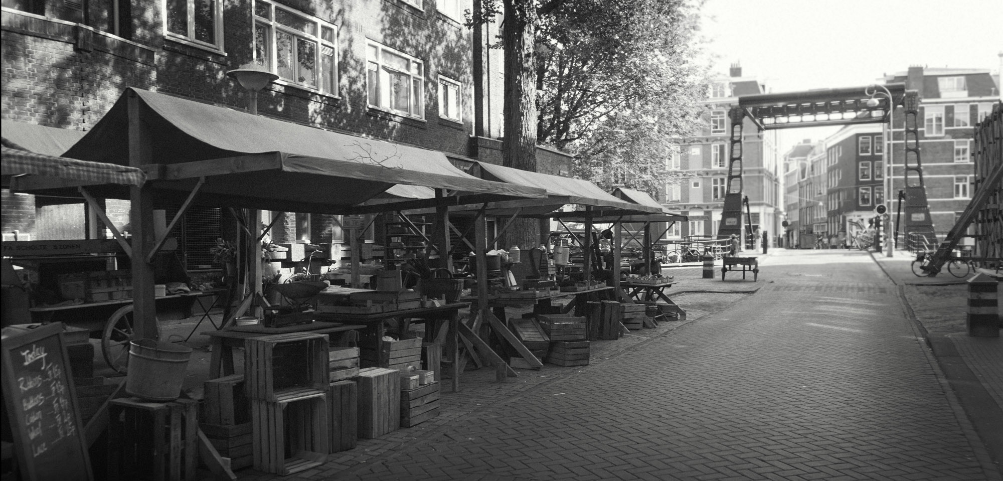 Behind the scenes 11